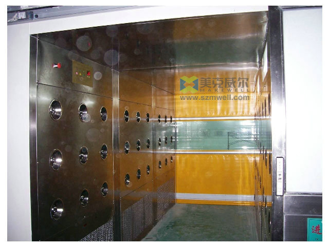 快速卷帘门货淋室